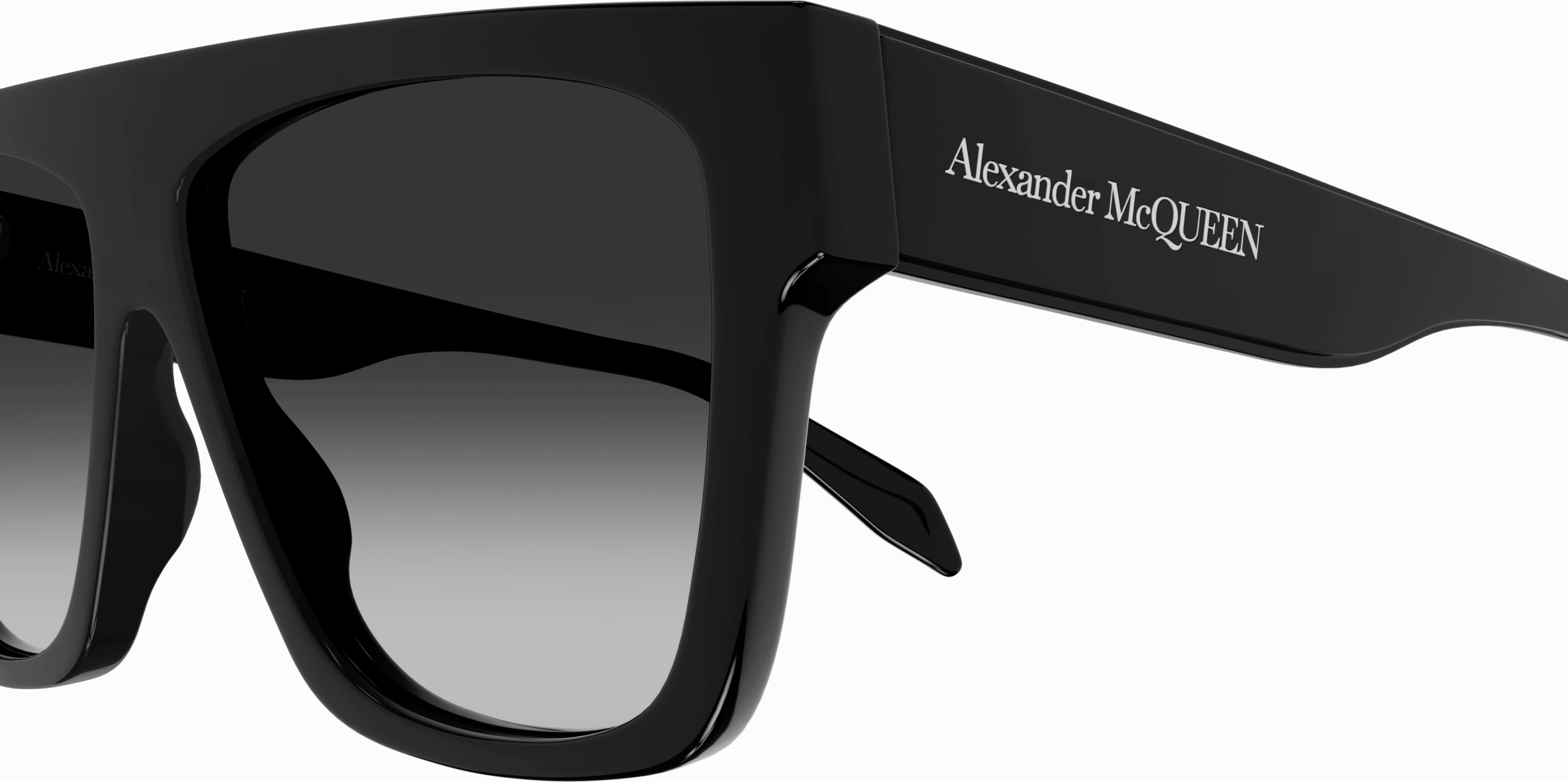 Alexander McQueen AM0302S