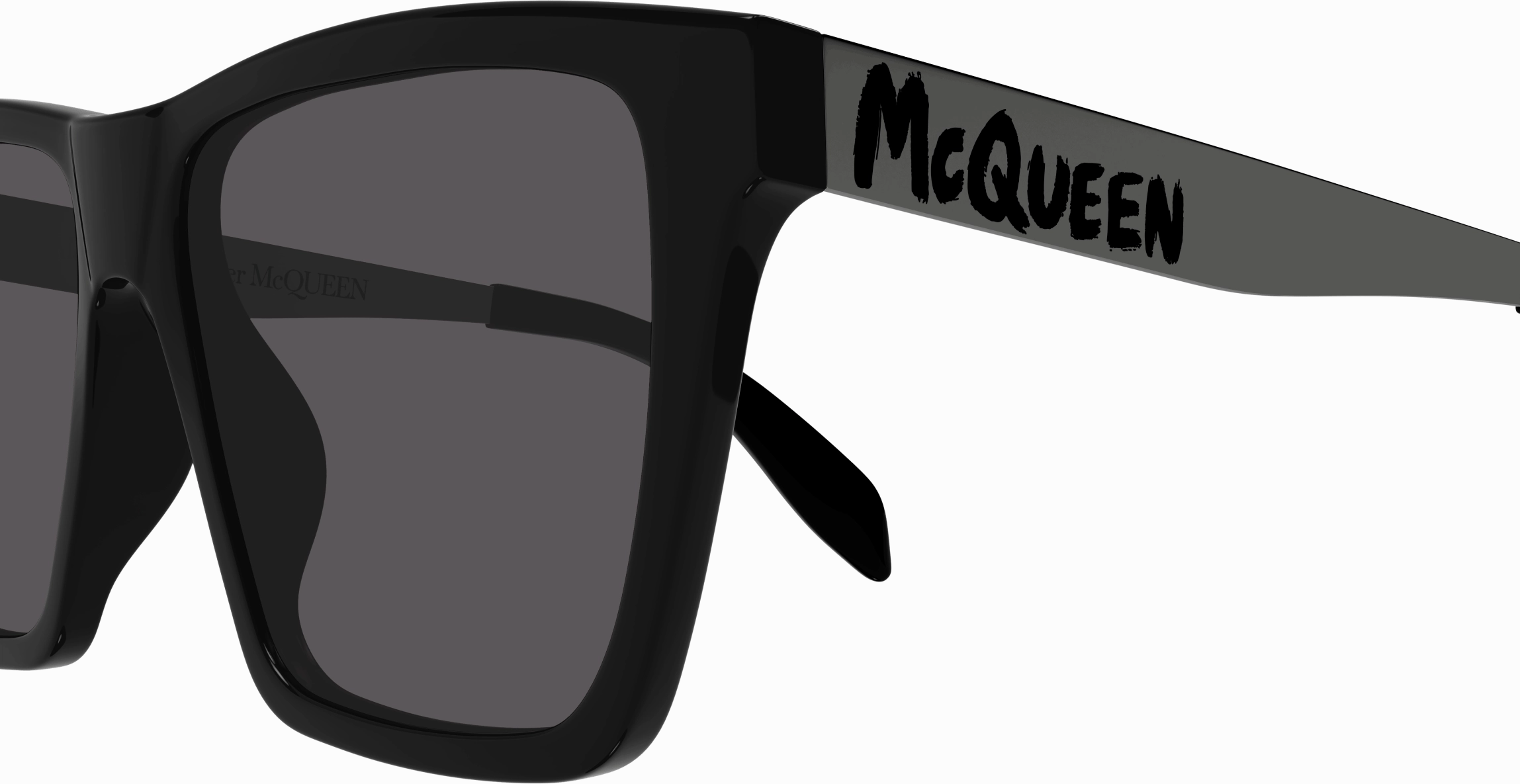 Alexander McQueen AM0352S
