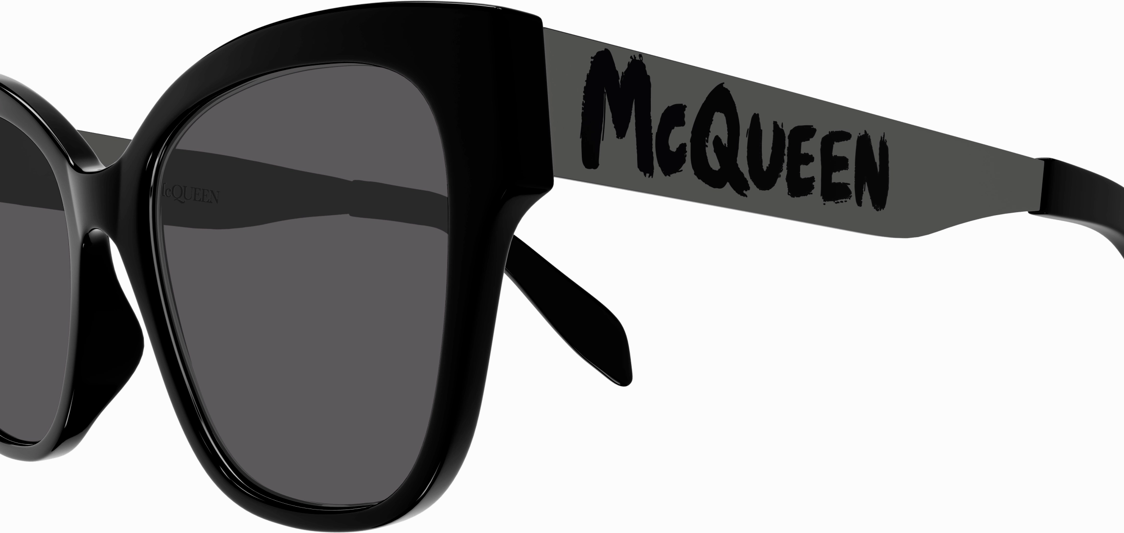Alexander McQueen AM0353S