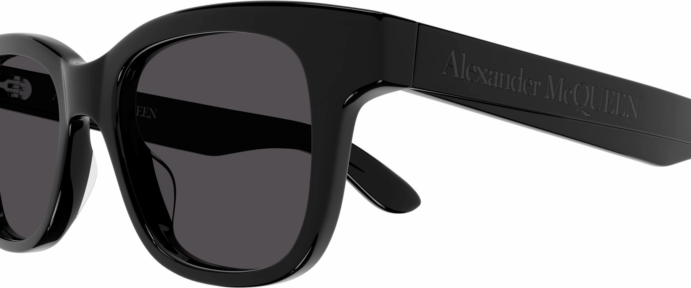 Alexander McQueen AM0382S