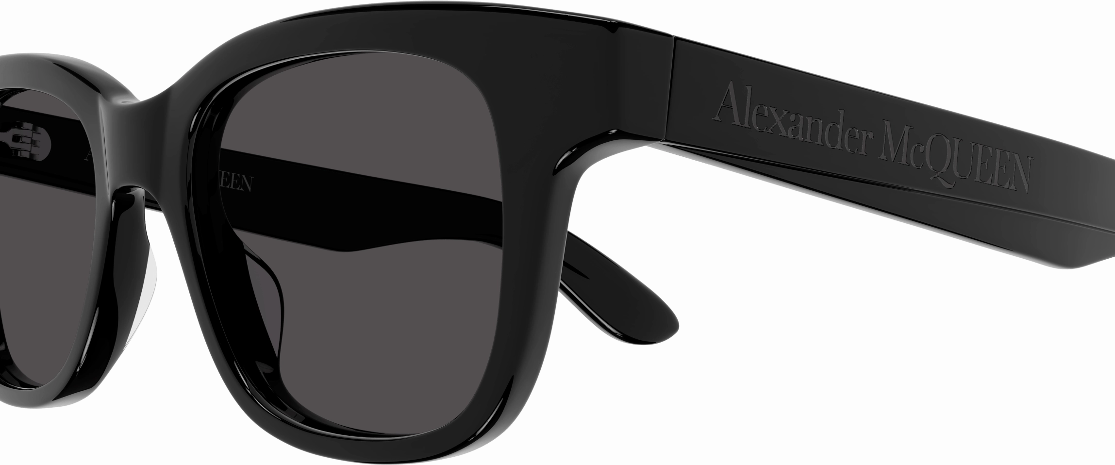 Alexander McQueen AM0382S