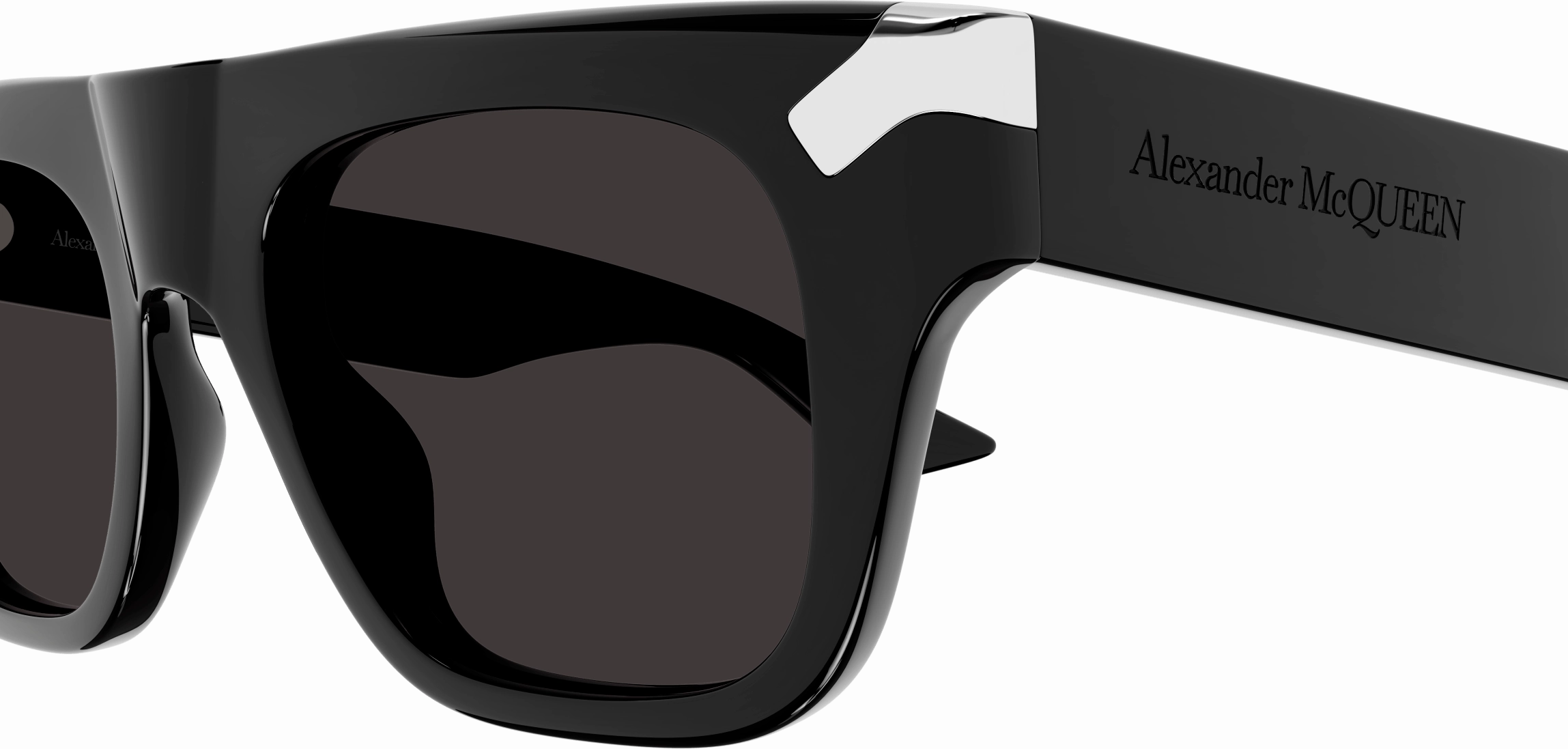 Alexander McQueen AM0441S