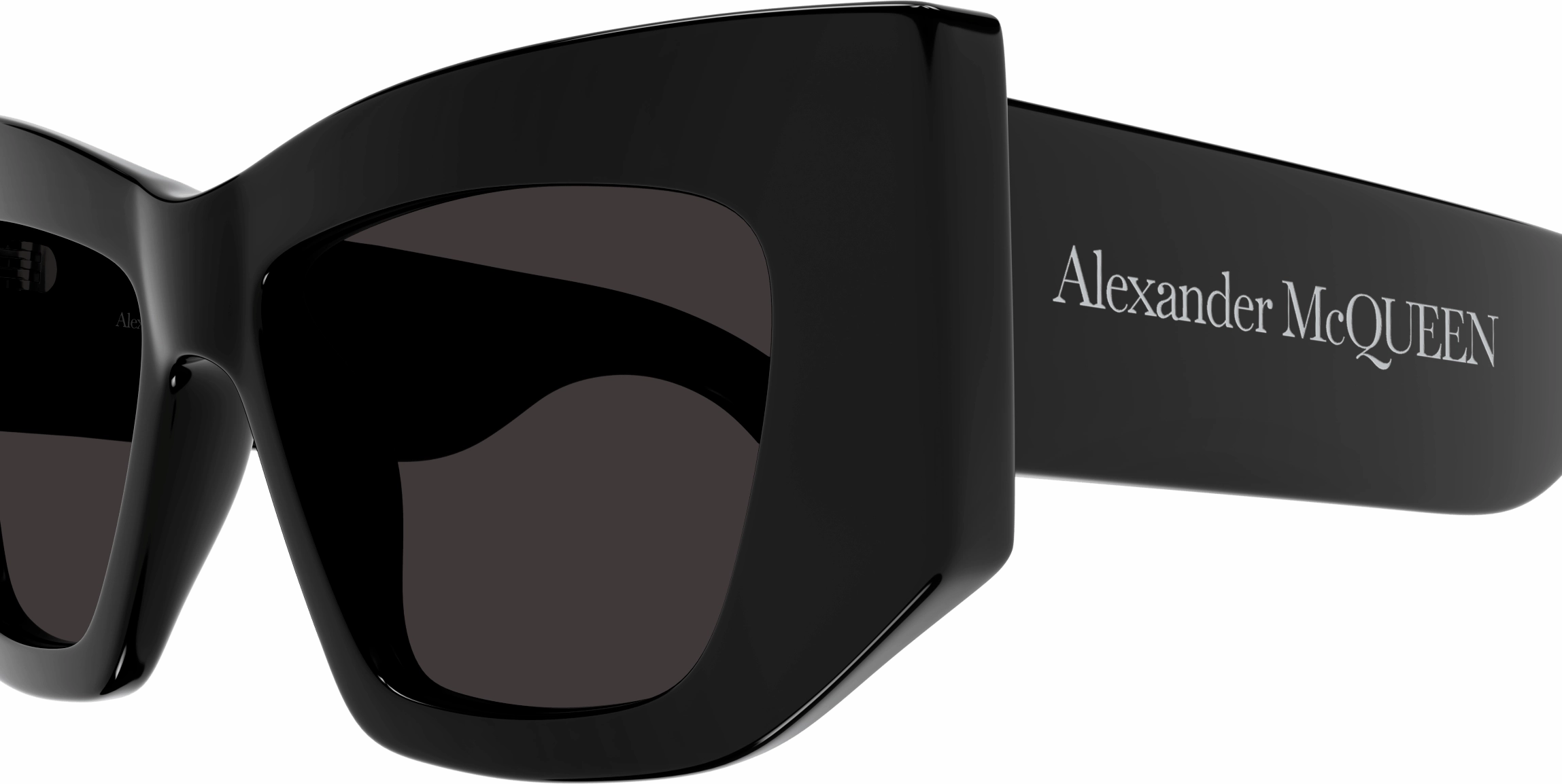 Alexander McQueen AM0448S