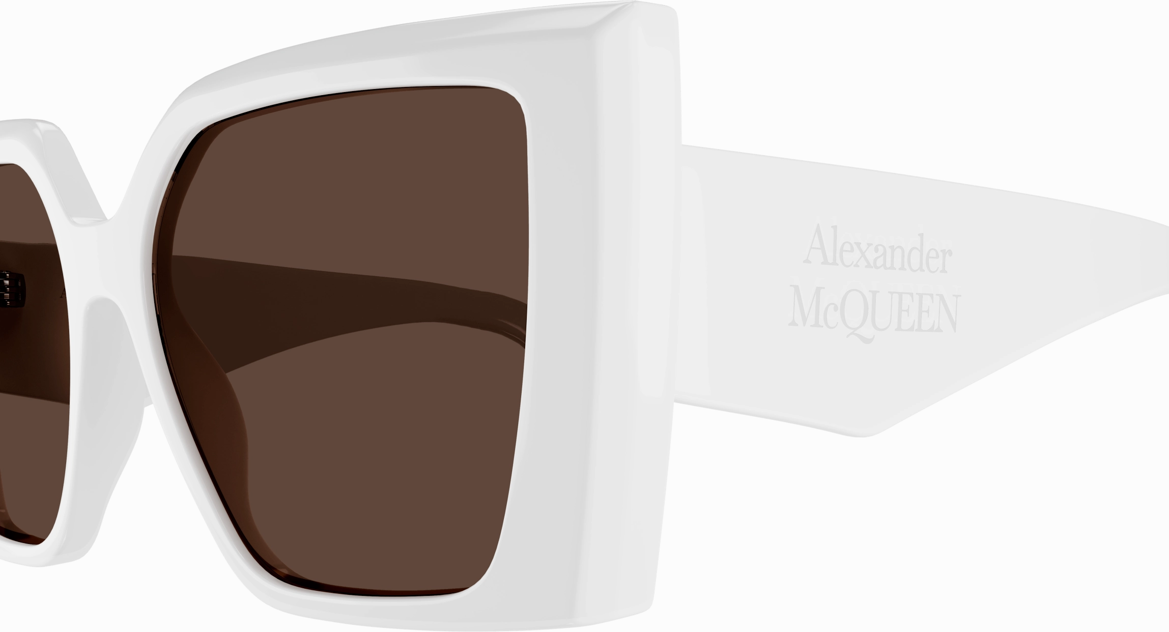 Alexander McQueen AM0467S