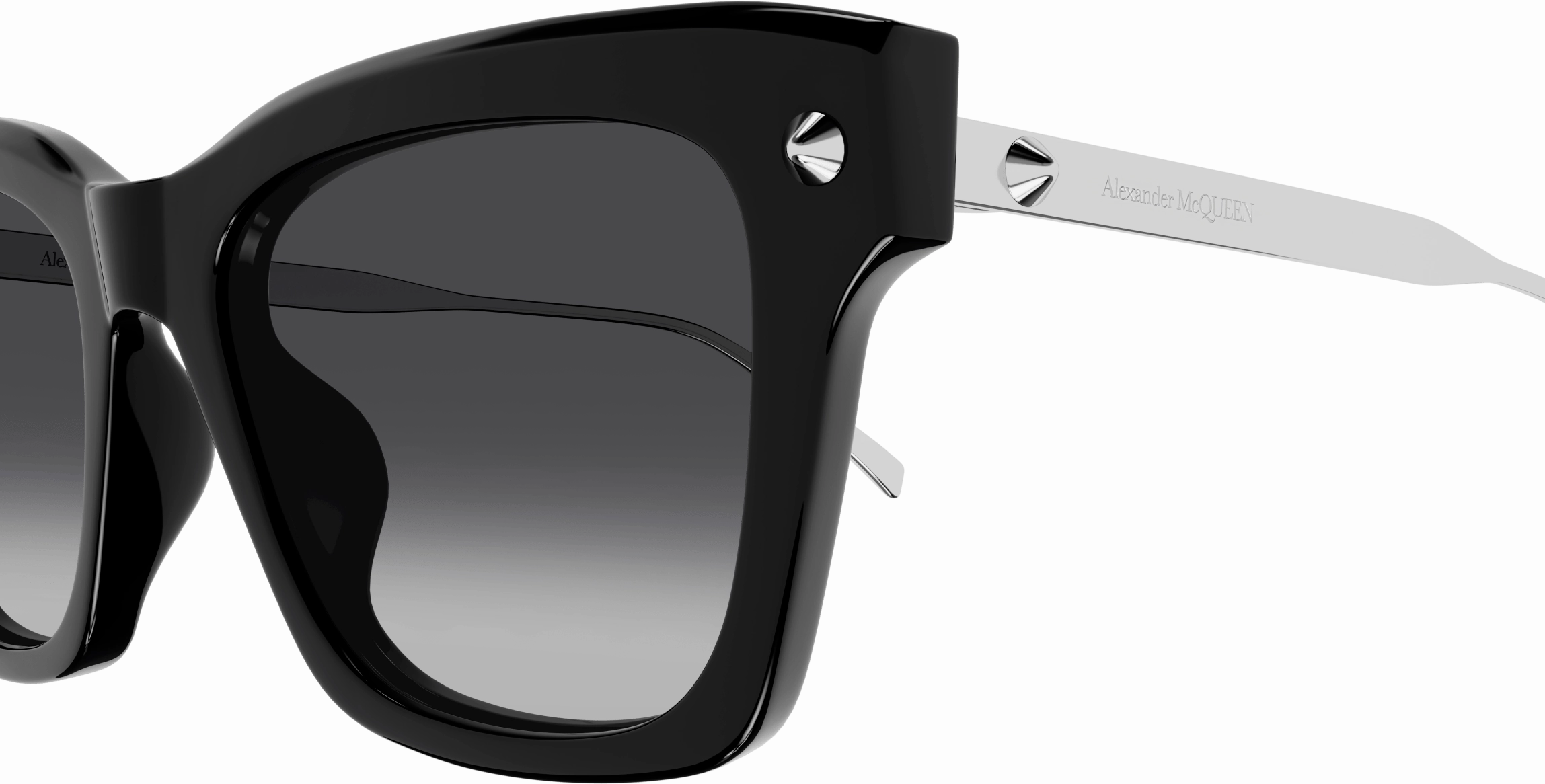 Alexander McQueen AM0483S