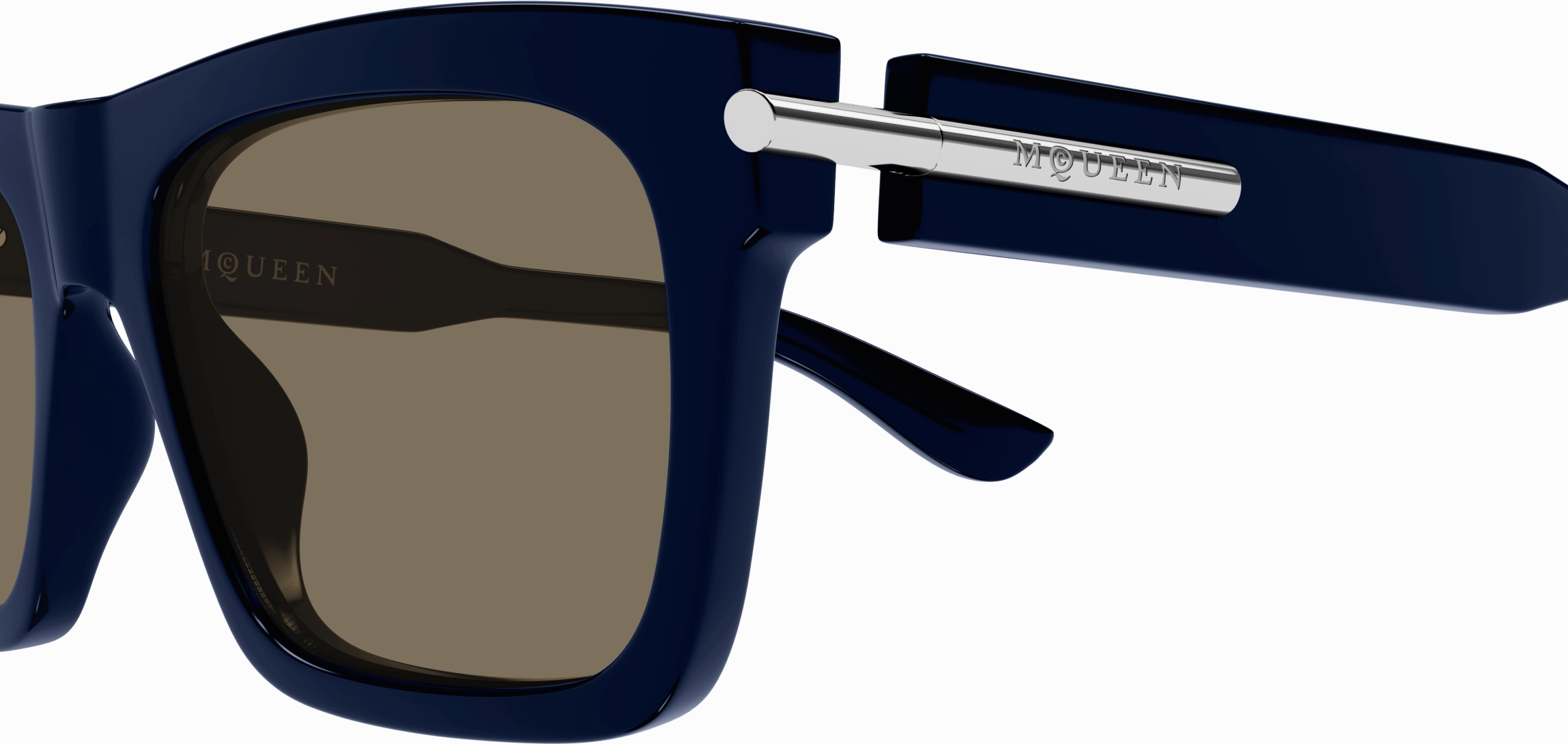 Alexander McQueen AM0495S