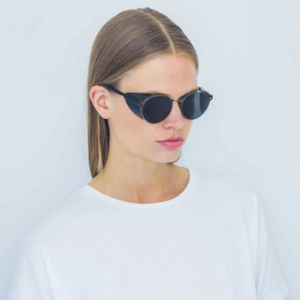 Linda Farrow LFL300