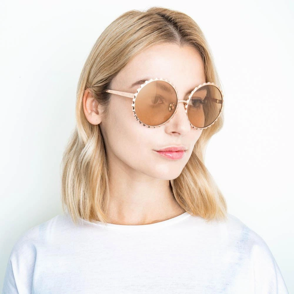 Linda Farrow LFL662