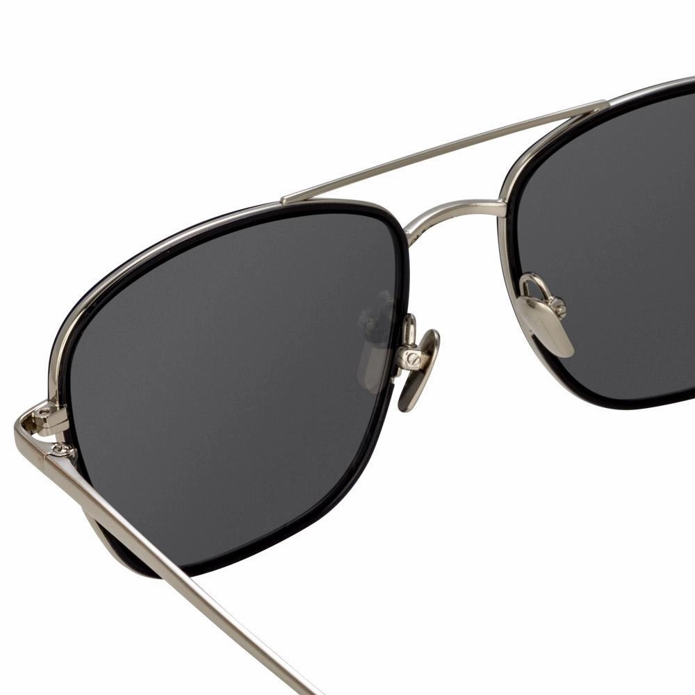 Linda Farrow LFL703