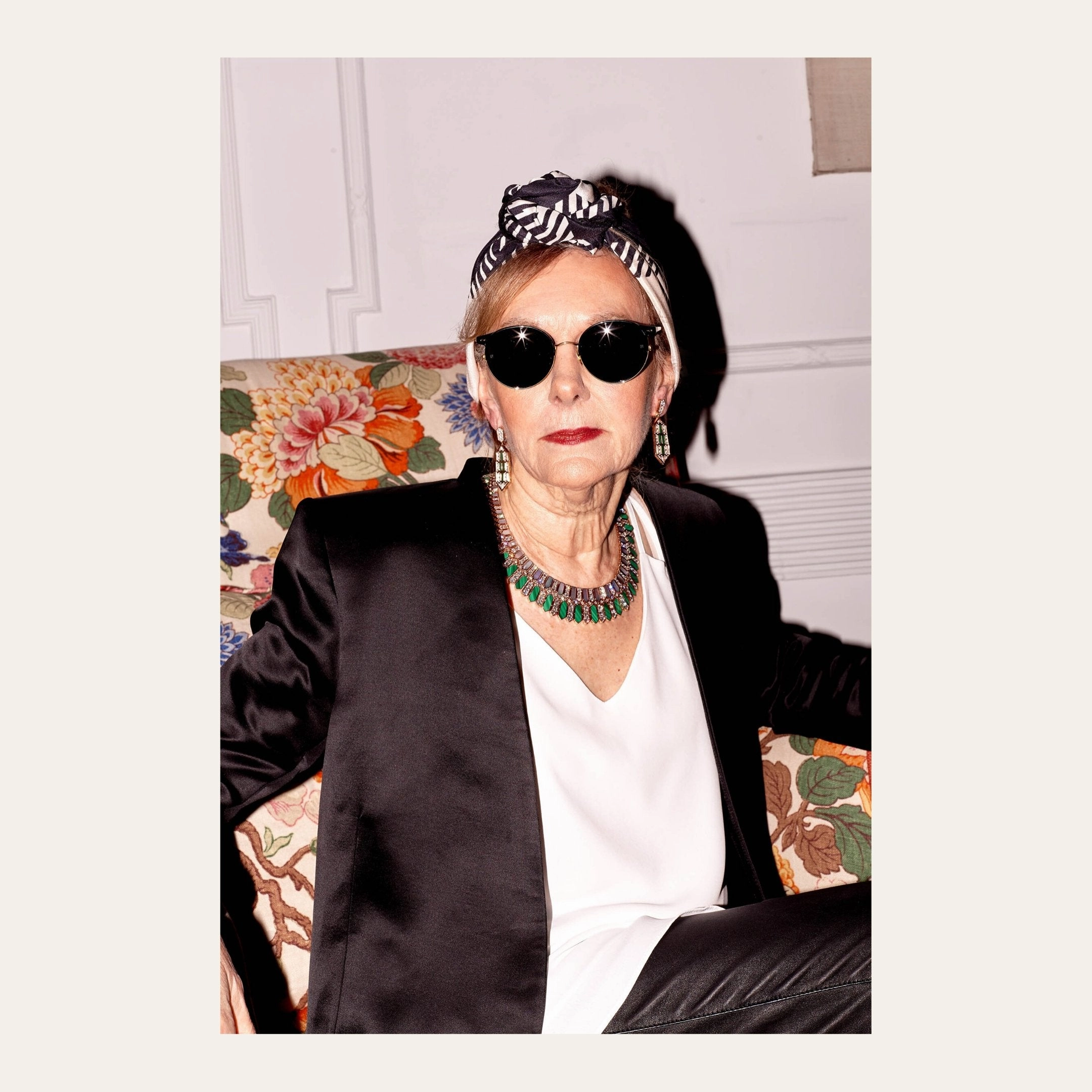 Linda Farrow LFL802
