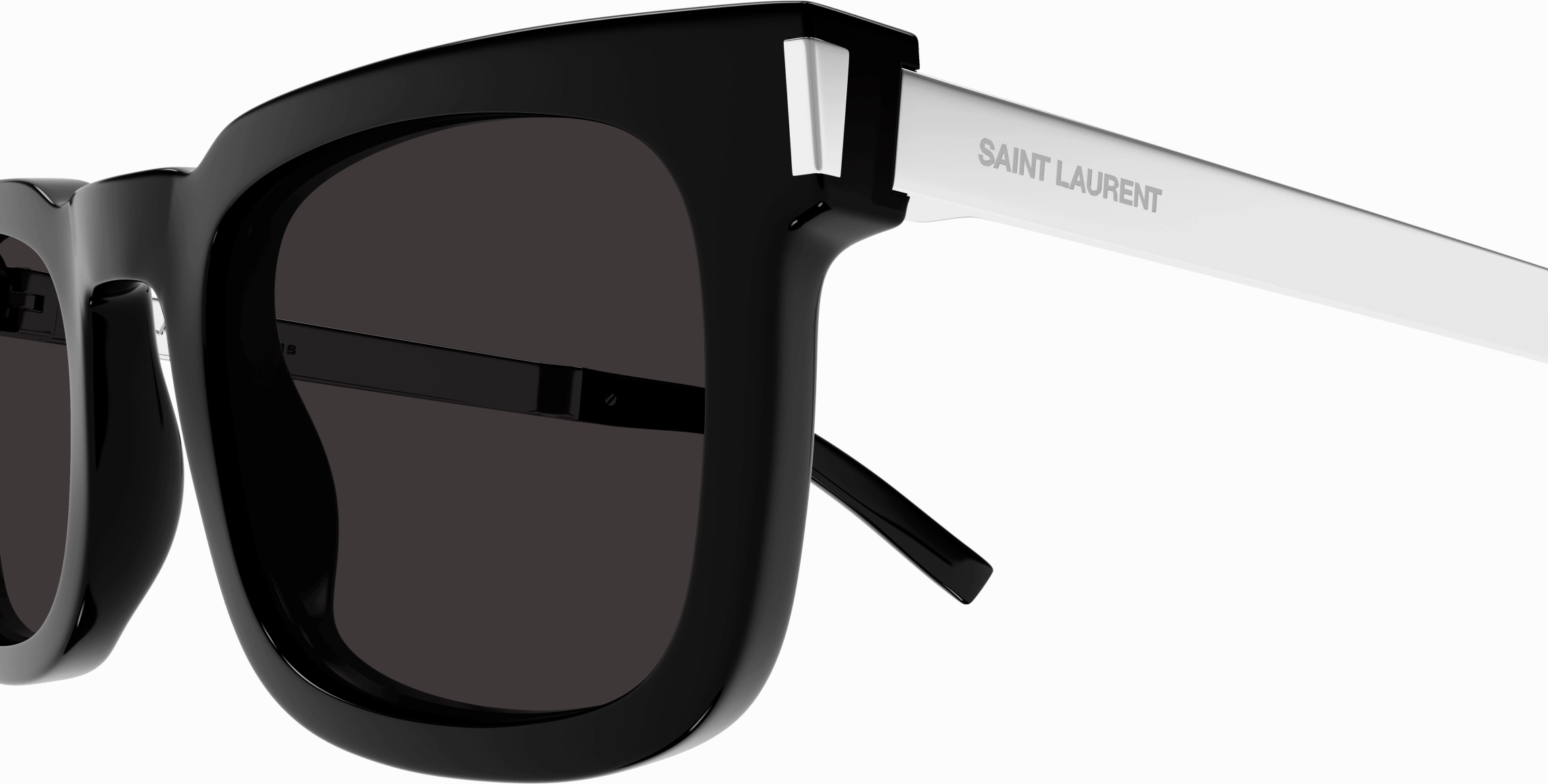 Saint Laurent SL 581