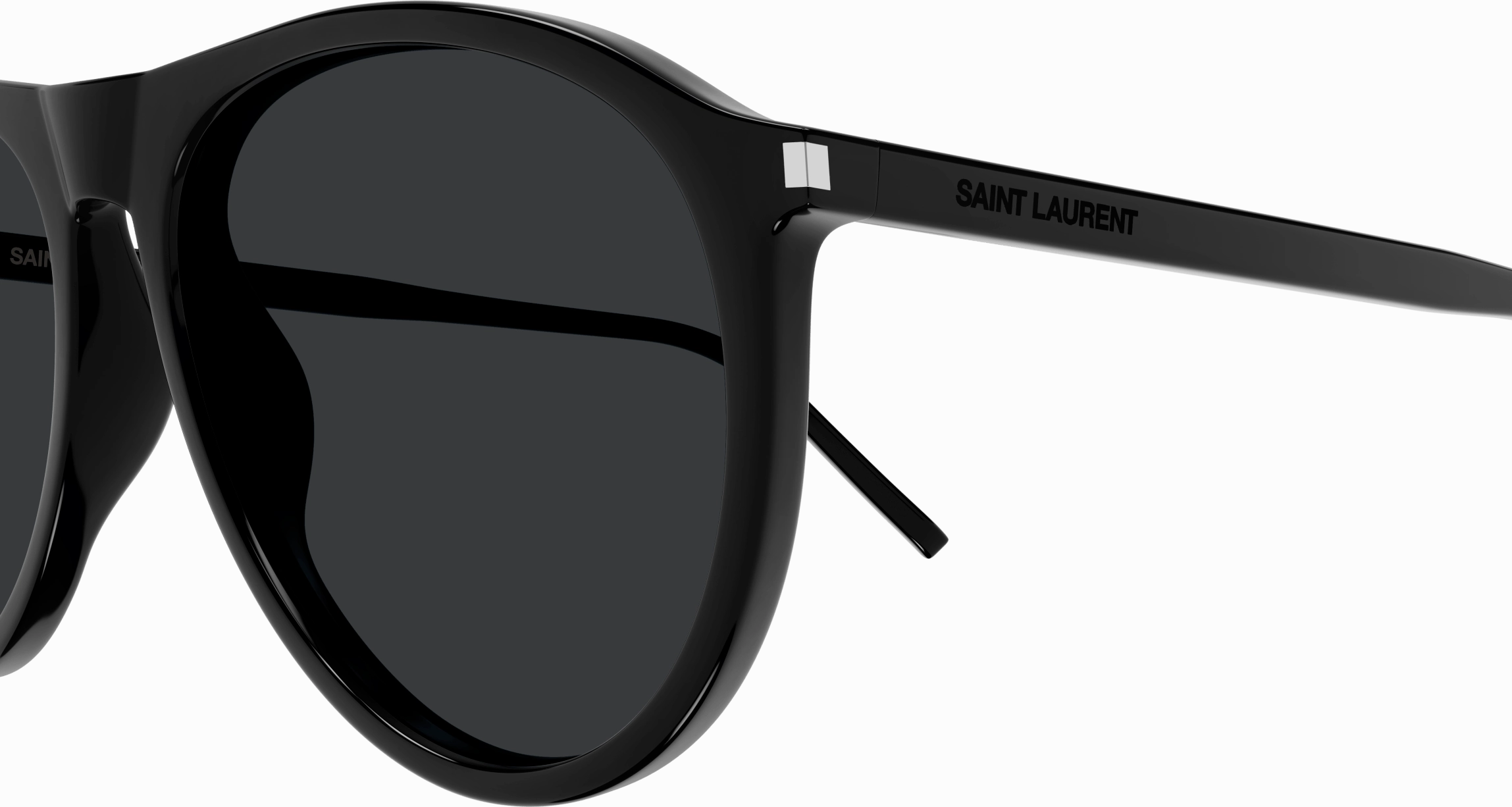 Saint Laurent SL 667